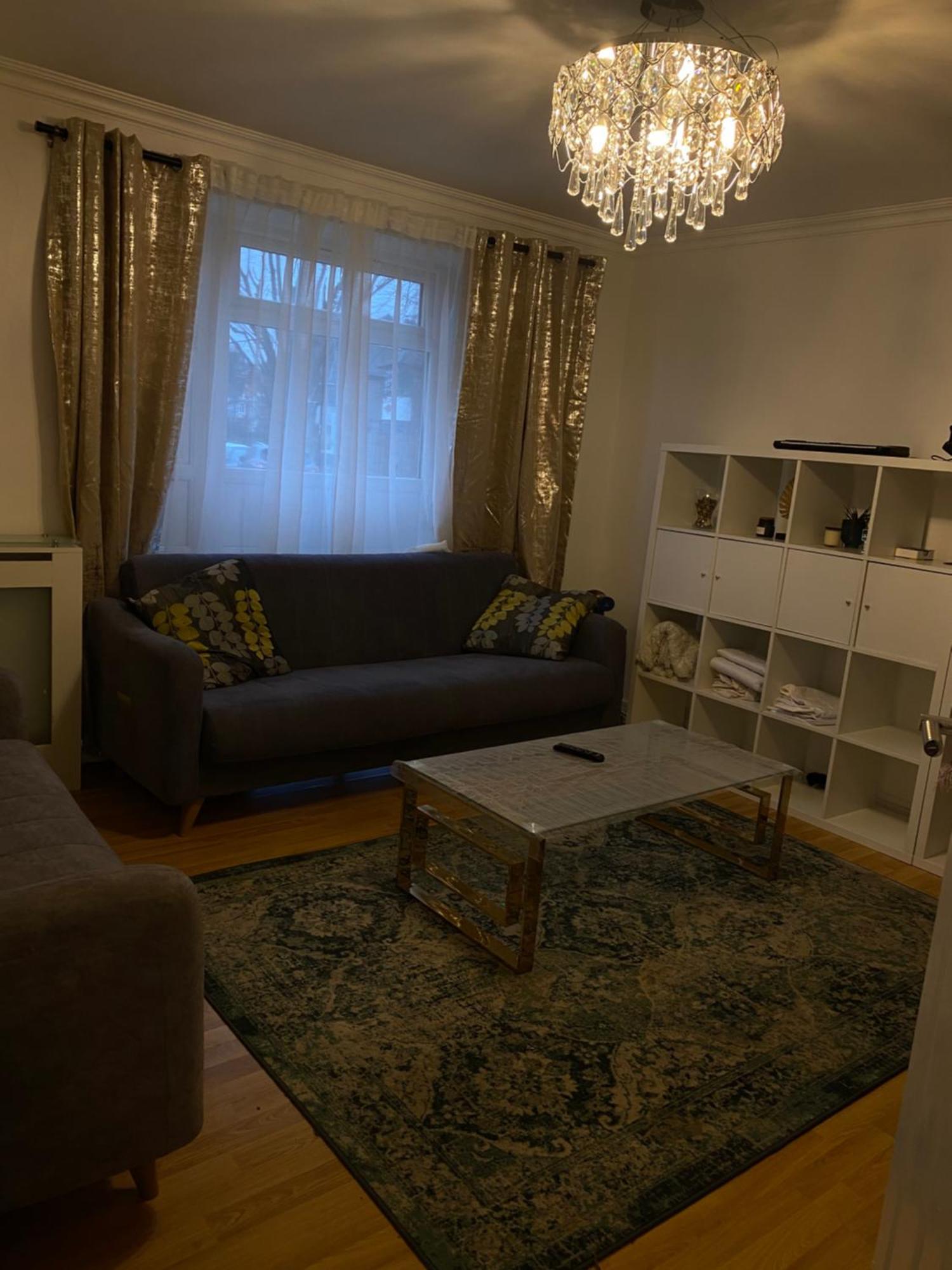 Appartamento A Modern Flat In Southeast Londra Esterno foto